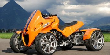Мотоцикл на 4 колесах: гібрид авто і байка чи новий тренд?