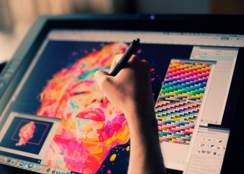 Як стати графічним дизайнером: поради, інструменти та навчання