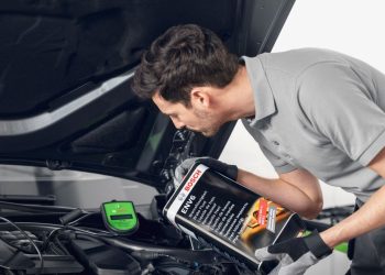 Економія чи ризик? Чи можна змішувати гальмівні рідини в авто