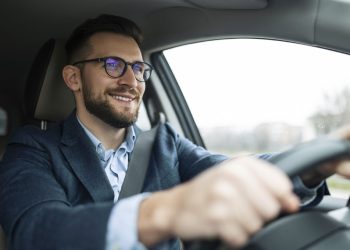 Тихий салон: як правильно зробити шумоізоляцію в авто