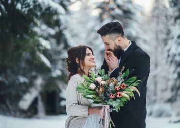 Помолвка или свадьба: кому из знаков Зодиака повезет в любви после 6 января