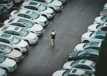 5 способів розпізнати авто, на якому таксували