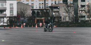 со скольки лет можно ездить на мотоцикле 250 кубов