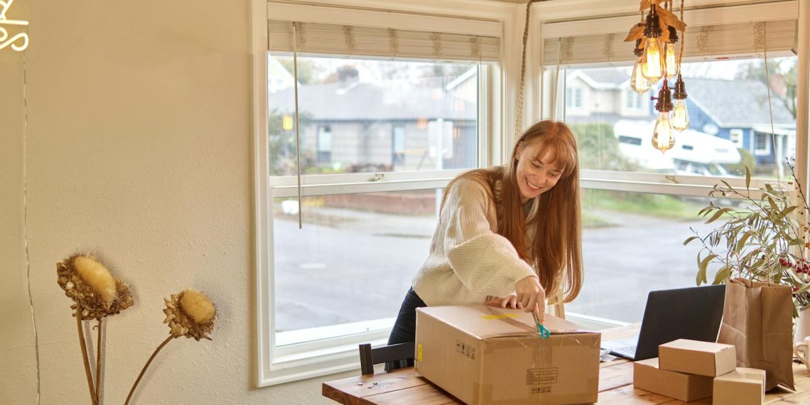 Камин из коробок своими руками на Новый год