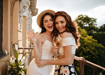 зворушливі привітання з днем народження подрузі своїми словами