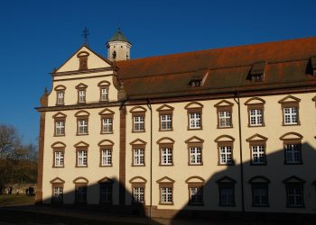 к чему снится дом с множеством комнат