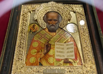 Сильная молитва Николаю Чудотворцу за взрослого сына от пьянства